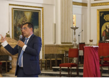 Magnífica conferencia del Santo Cáliz de don Juan Agustín Blasco Carbó en Santa Maria del Mar