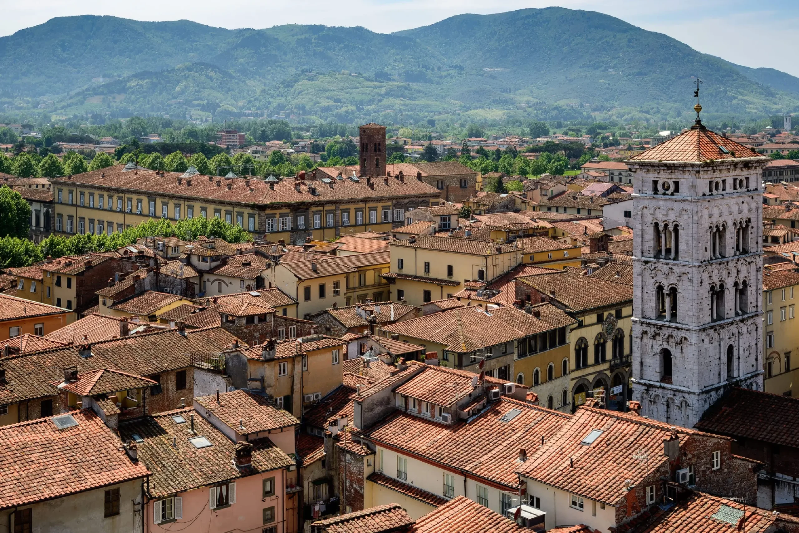 Lucca_Un-Tesoro-Medieval-scaled