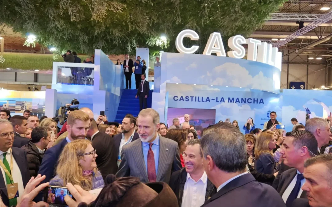 S.M. le Roi Felipe VI découvre Le Chemin du Saint Graal à FITUR 2025